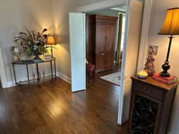 Walnut Manor - Business Casual - Image 5