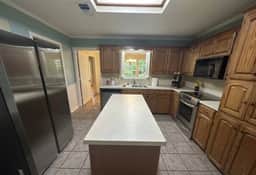 Large home- Lots of Space- Fenced Yard - Image 5