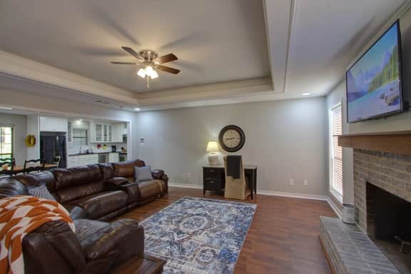 A Quiet Place - Country Retreat - King Bed - Image 2