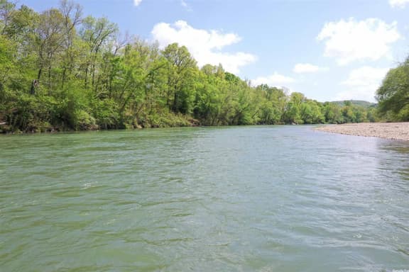 The Bunkhouse on Caddo River - Image 1