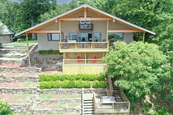 Million Dollar View Of Lake Hamilton, Hot Springs - Image 1